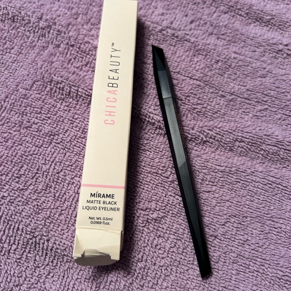 Matte Black Liquid Eyeliner